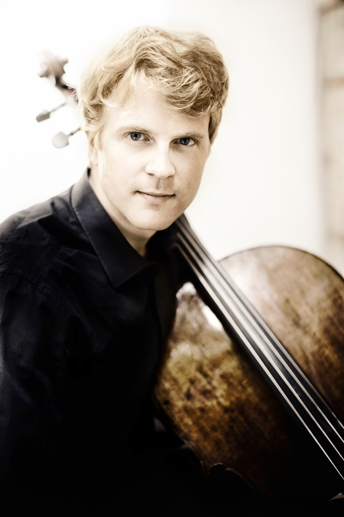 Julian Steckel, am 18.07.2013 um 20:00 Uhr in Buttforde zu Gast